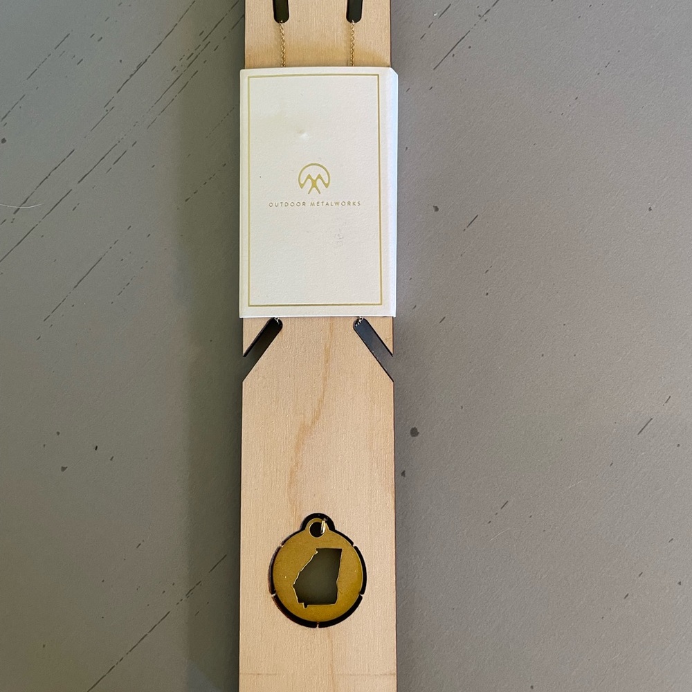 State of GA necklace (New) never worn